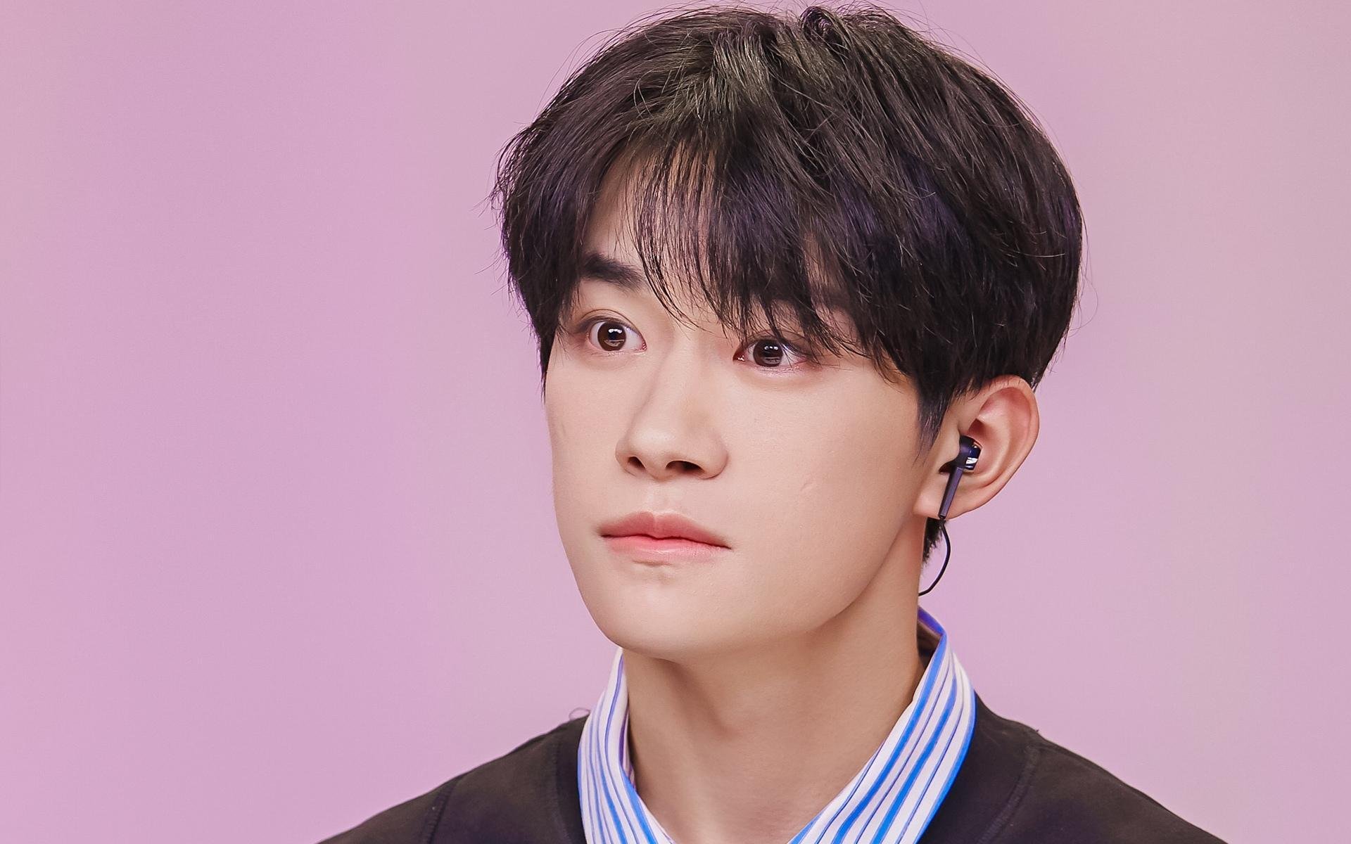 DB电竞官网登录-突尼斯战术压制巴黎,托尼成为关键先生,一场颠覆预期的足球智慧之战