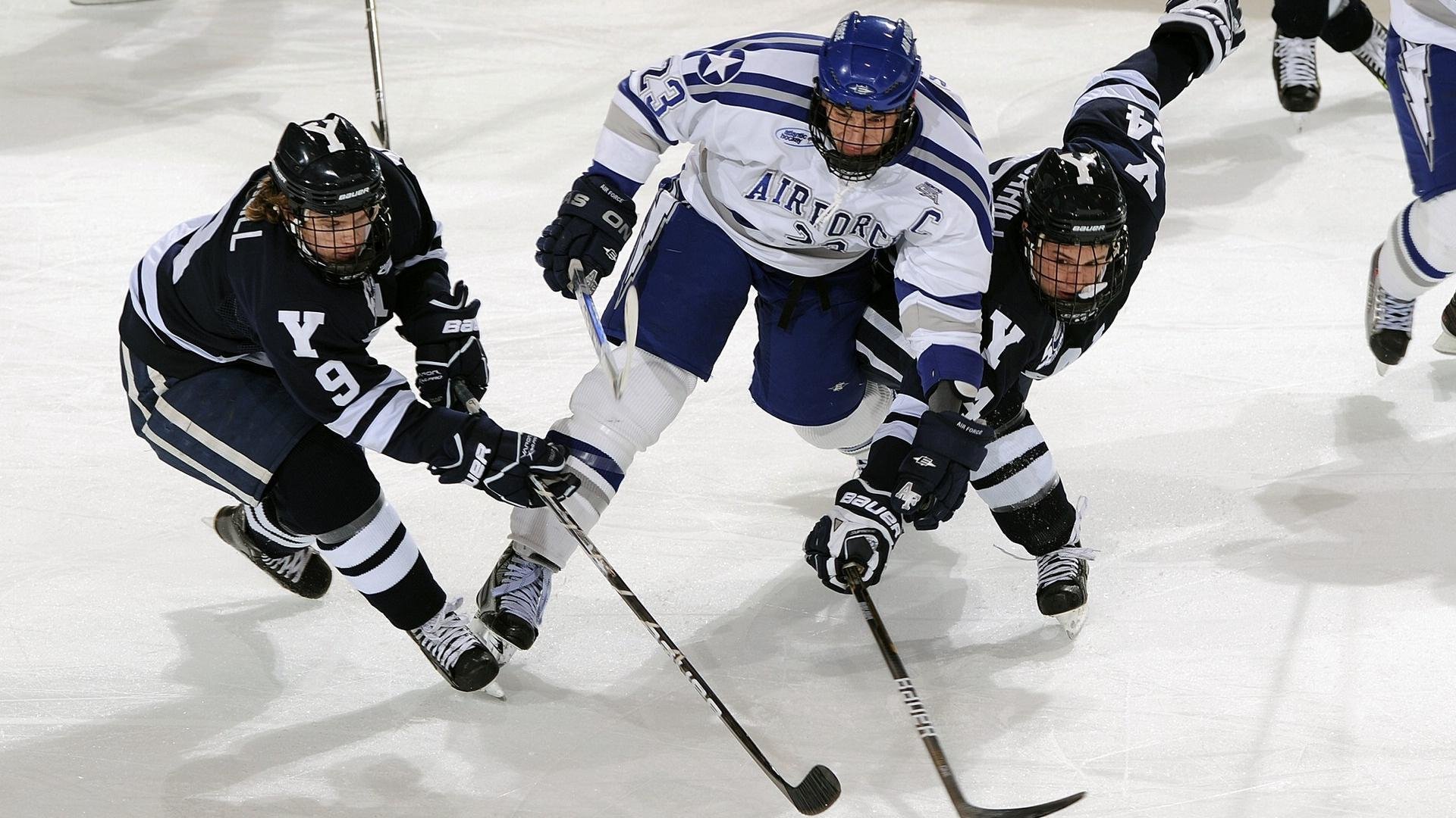 DB电竞官网登录-欧冠半决赛之夜，浓眉进攻端无人可挡