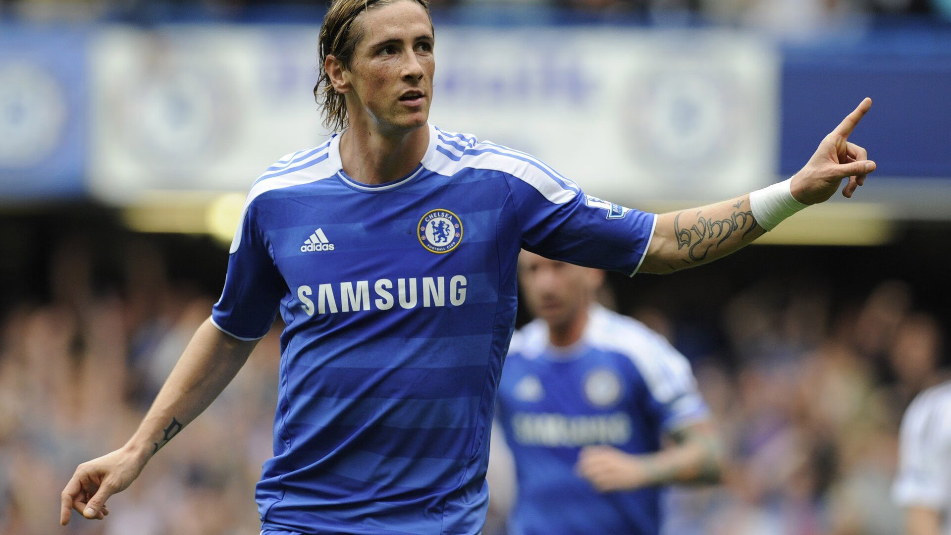 DB电竞官网入口-德甲争冠战之夜，赖斯关键节点连续得分，一锤定音定江山